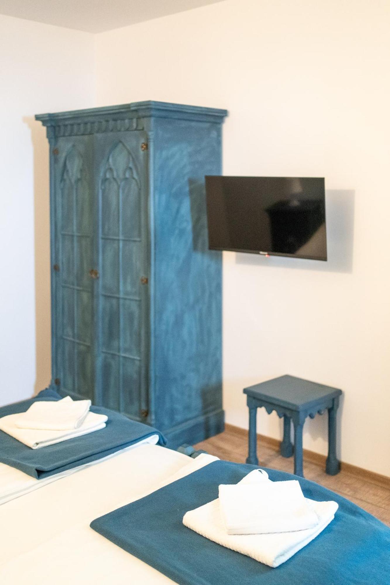 פויאנה ברשוב Dinvis Apartments מראה חיצוני תמונה