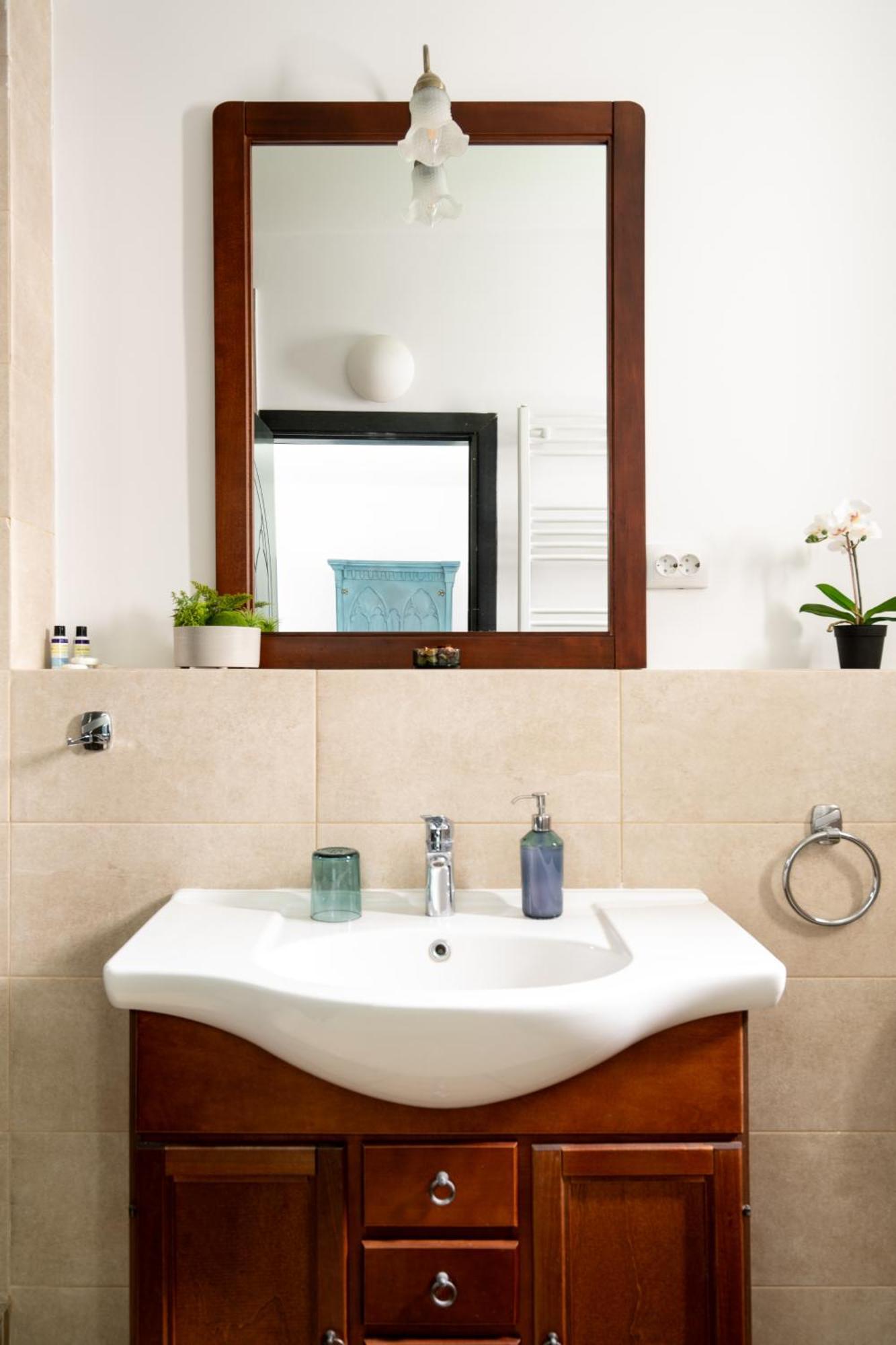 פויאנה ברשוב Dinvis Apartments מראה חיצוני תמונה