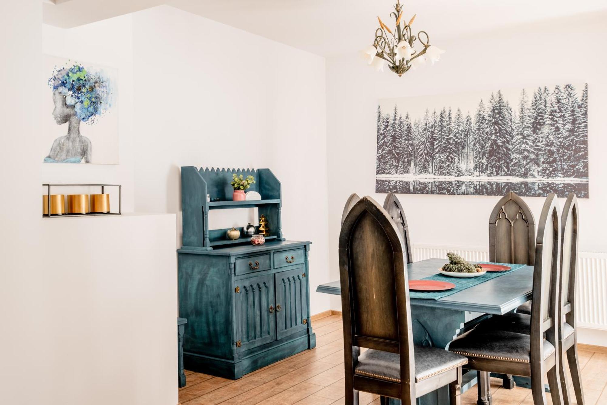 פויאנה ברשוב Dinvis Apartments מראה חיצוני תמונה